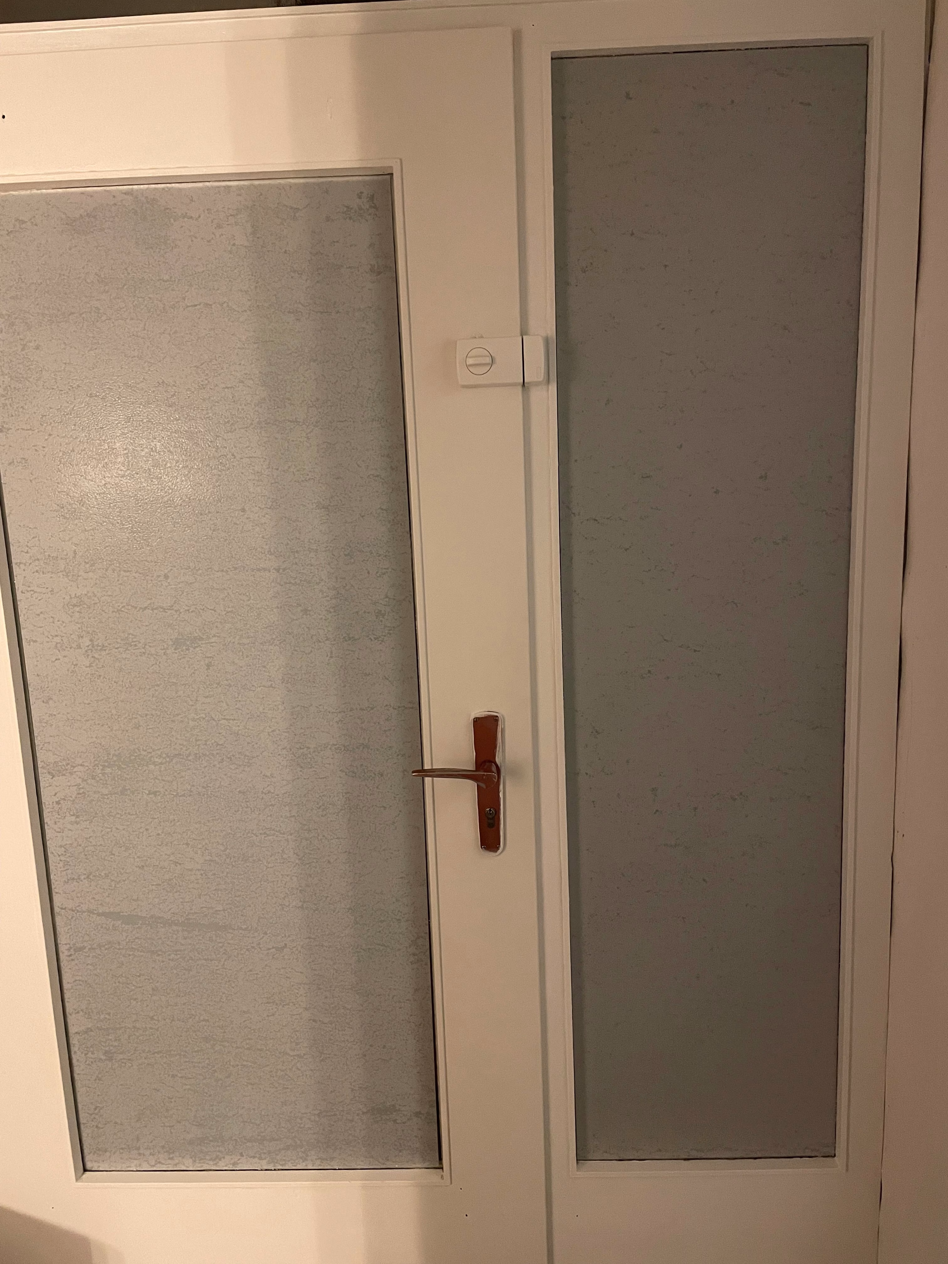1668451049