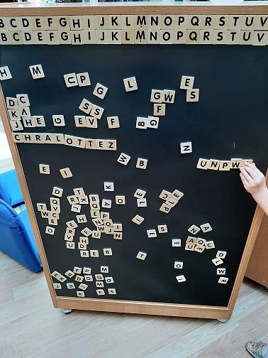 Magentwand aus Folie