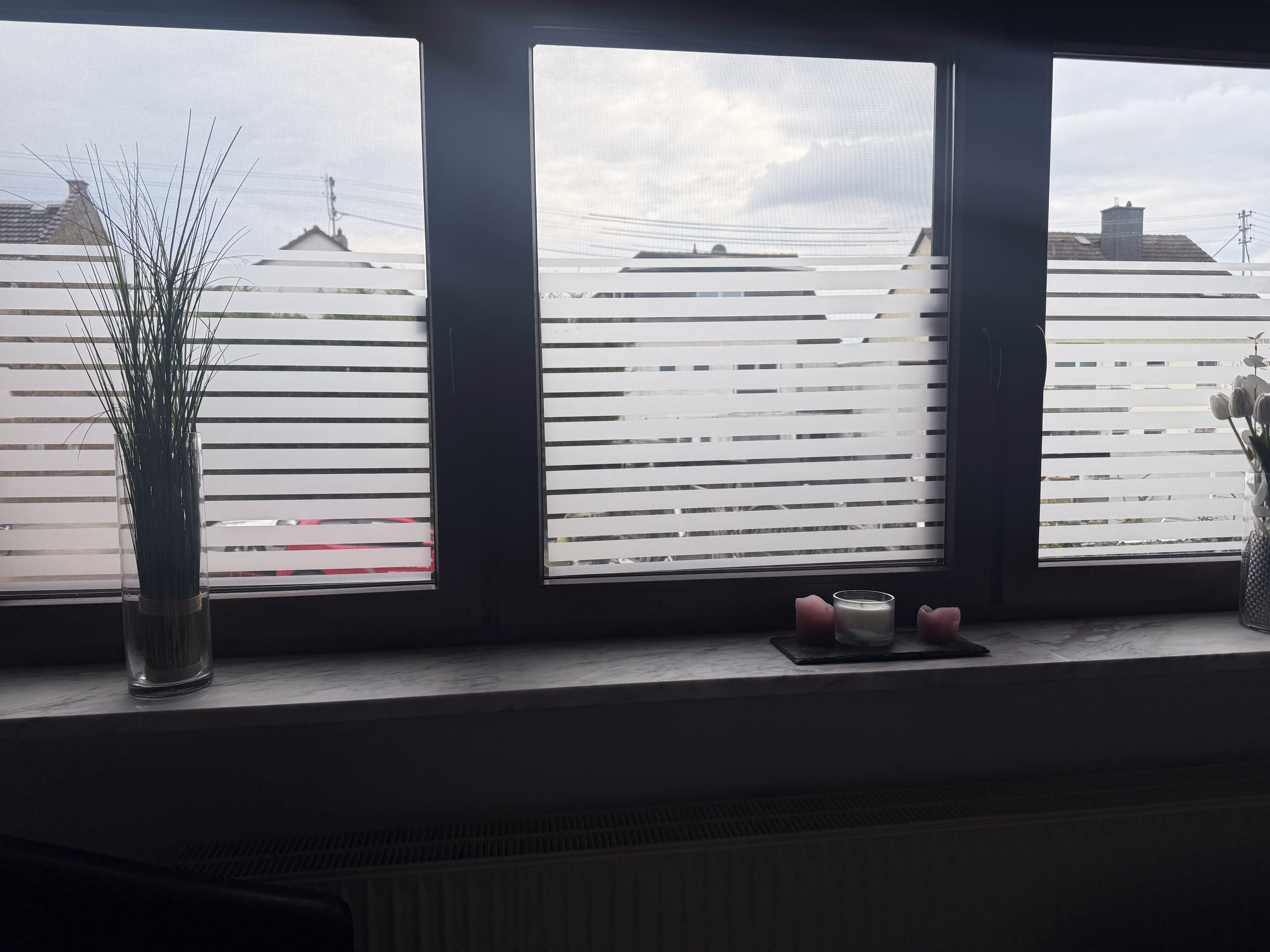 Dekorfolie mit horizontalen Streifen in 35mm Breite