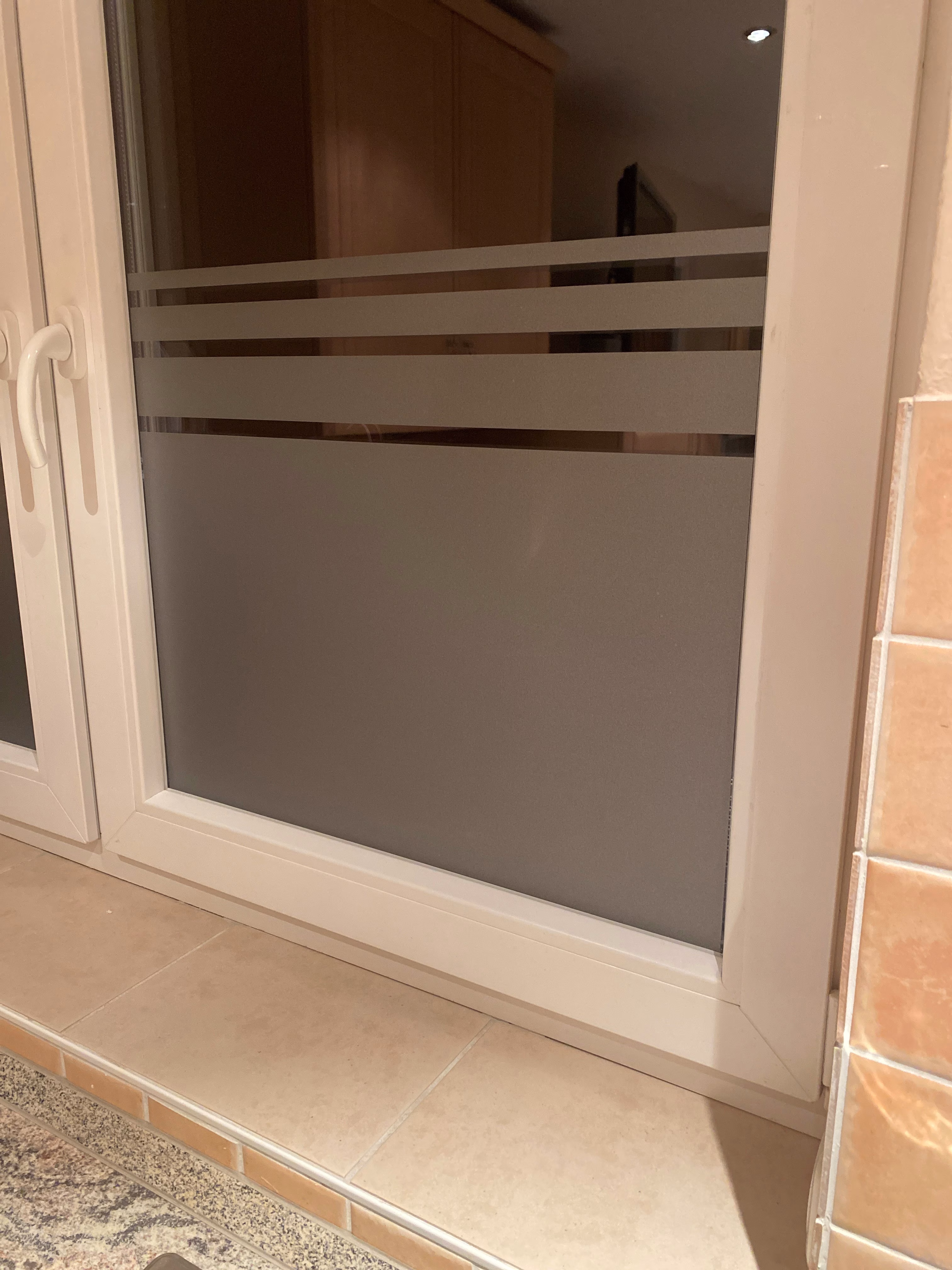 Individuelle Streifenfolie nach Maß bestellen