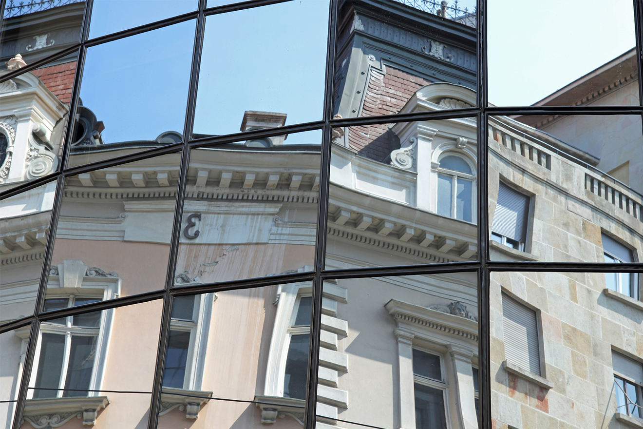 Spiegelfolien passgenau kaufen Fensterfront mit Spiegelfolie