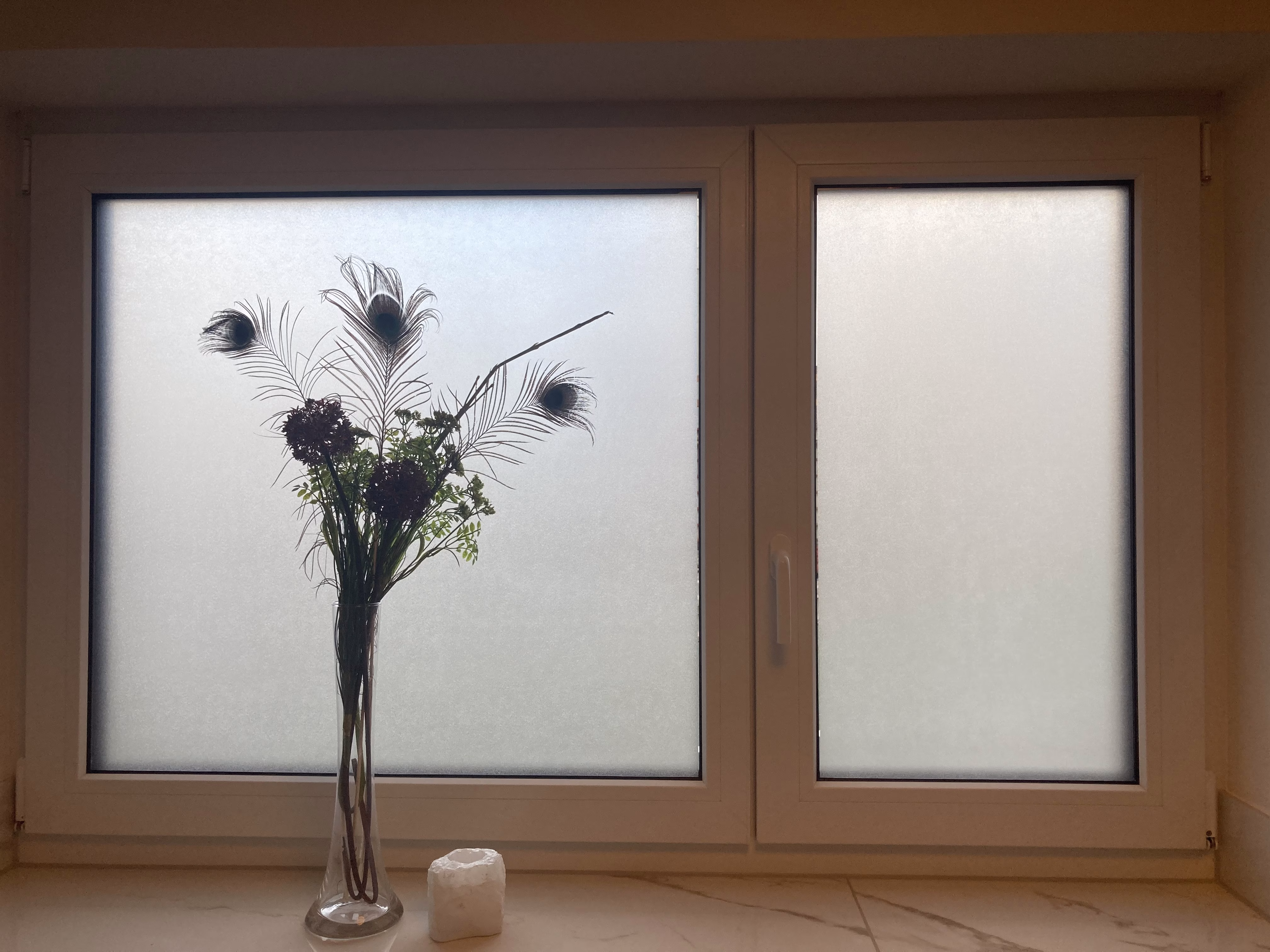 Sandstrahl Fensterfolie kleberlos auf Maß bestellen