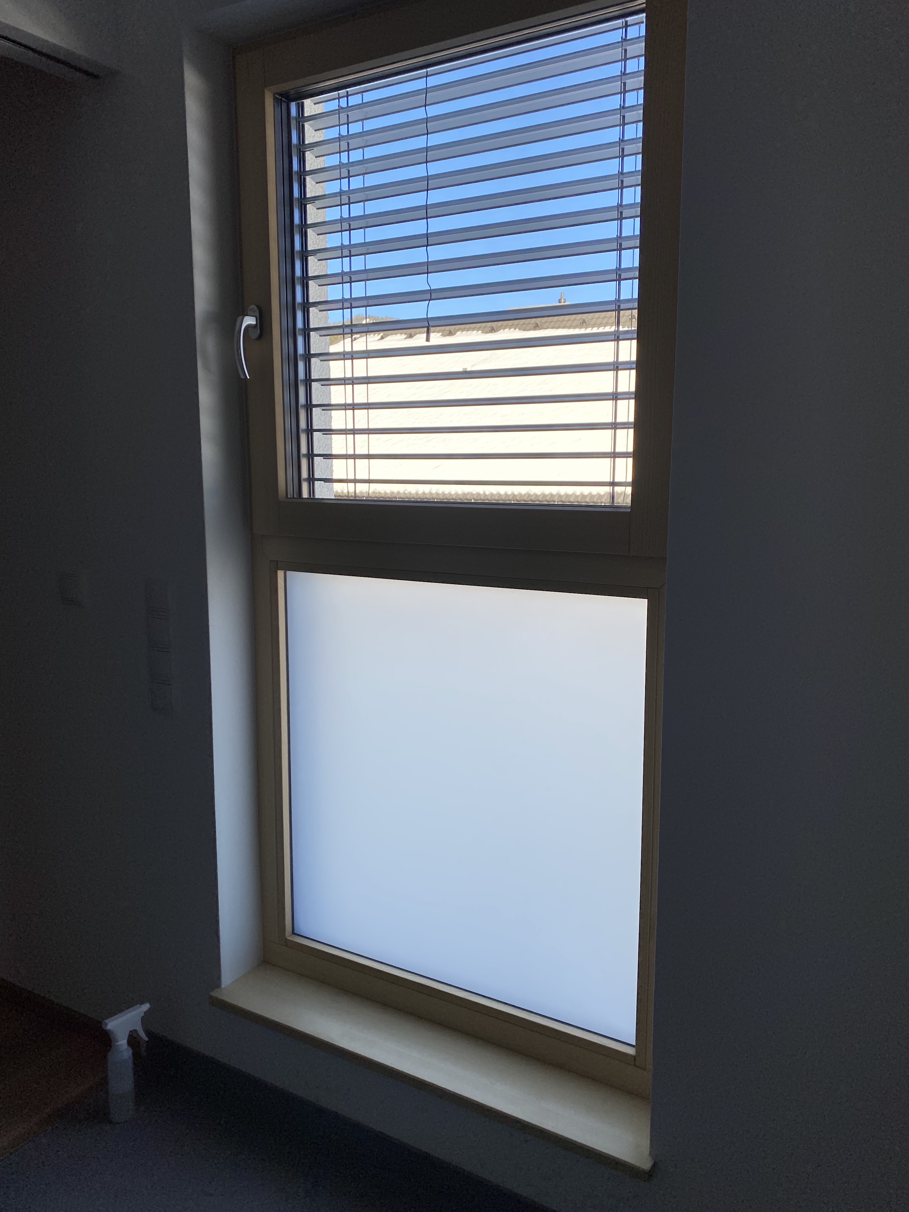 Folie wie Milchglas als Zuschnitt nach Maß