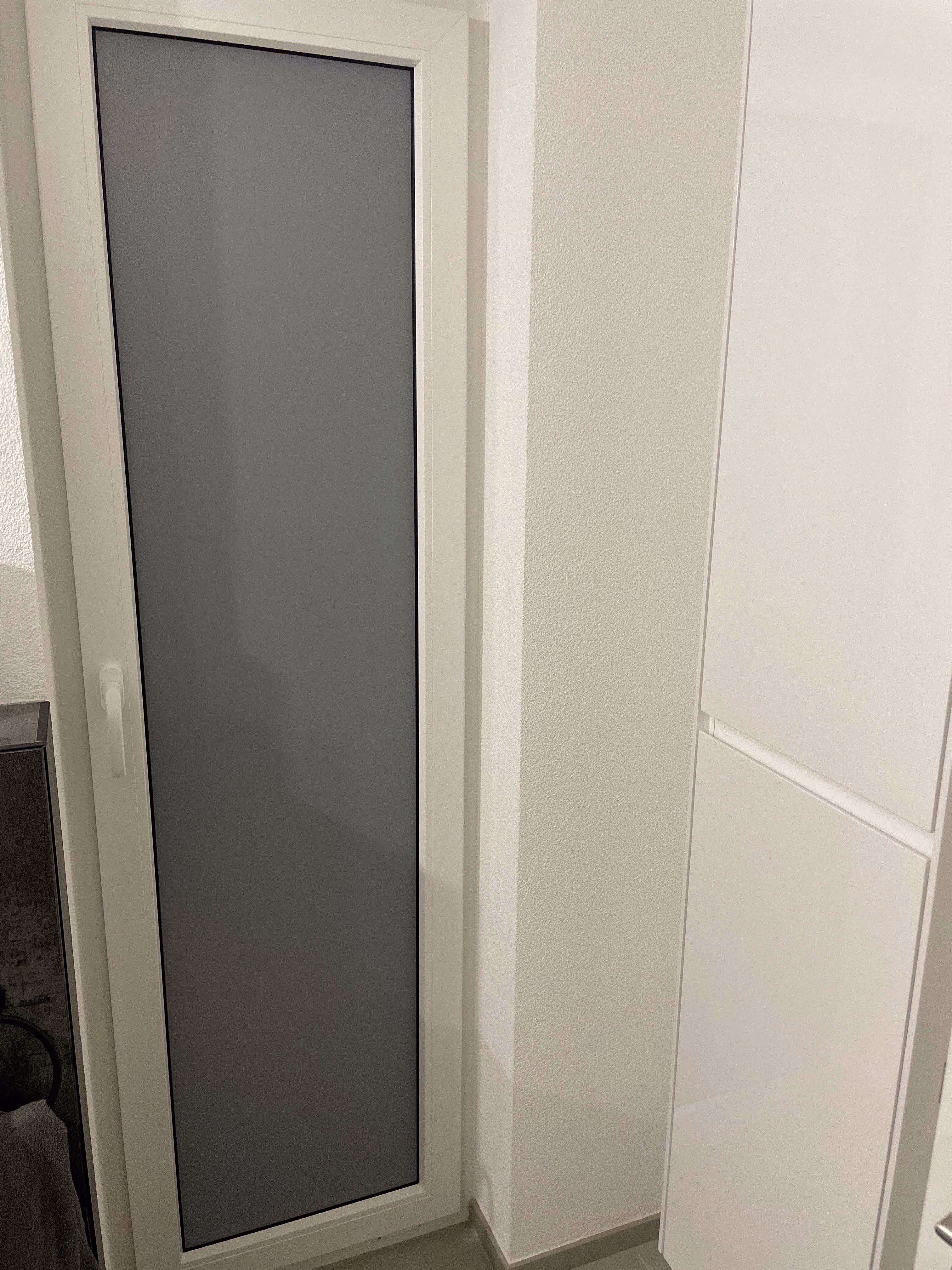 Milchglasfolie für Feuchträume