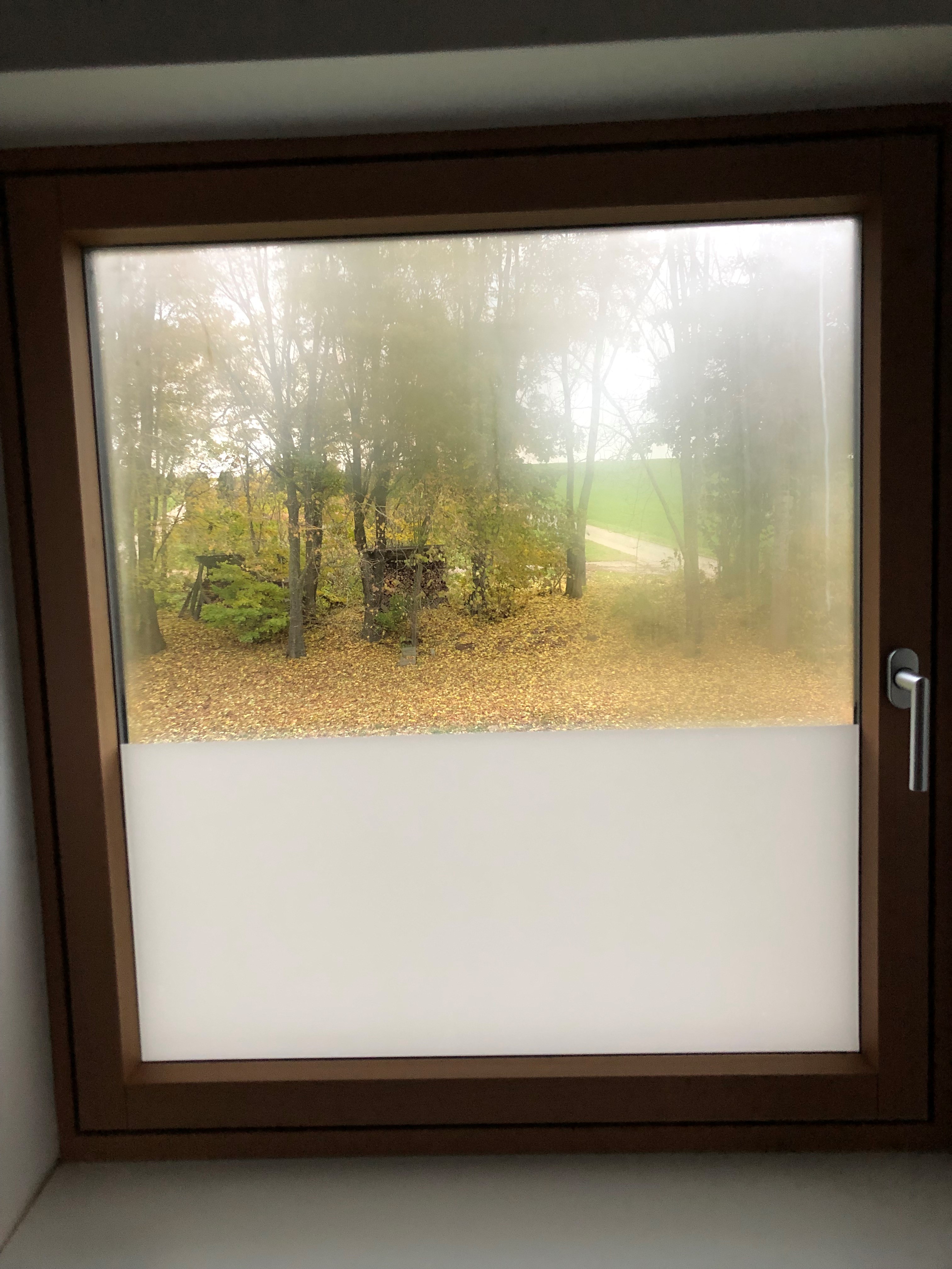 blickdichte Sichtschutz-Fensterfolie nach Maß