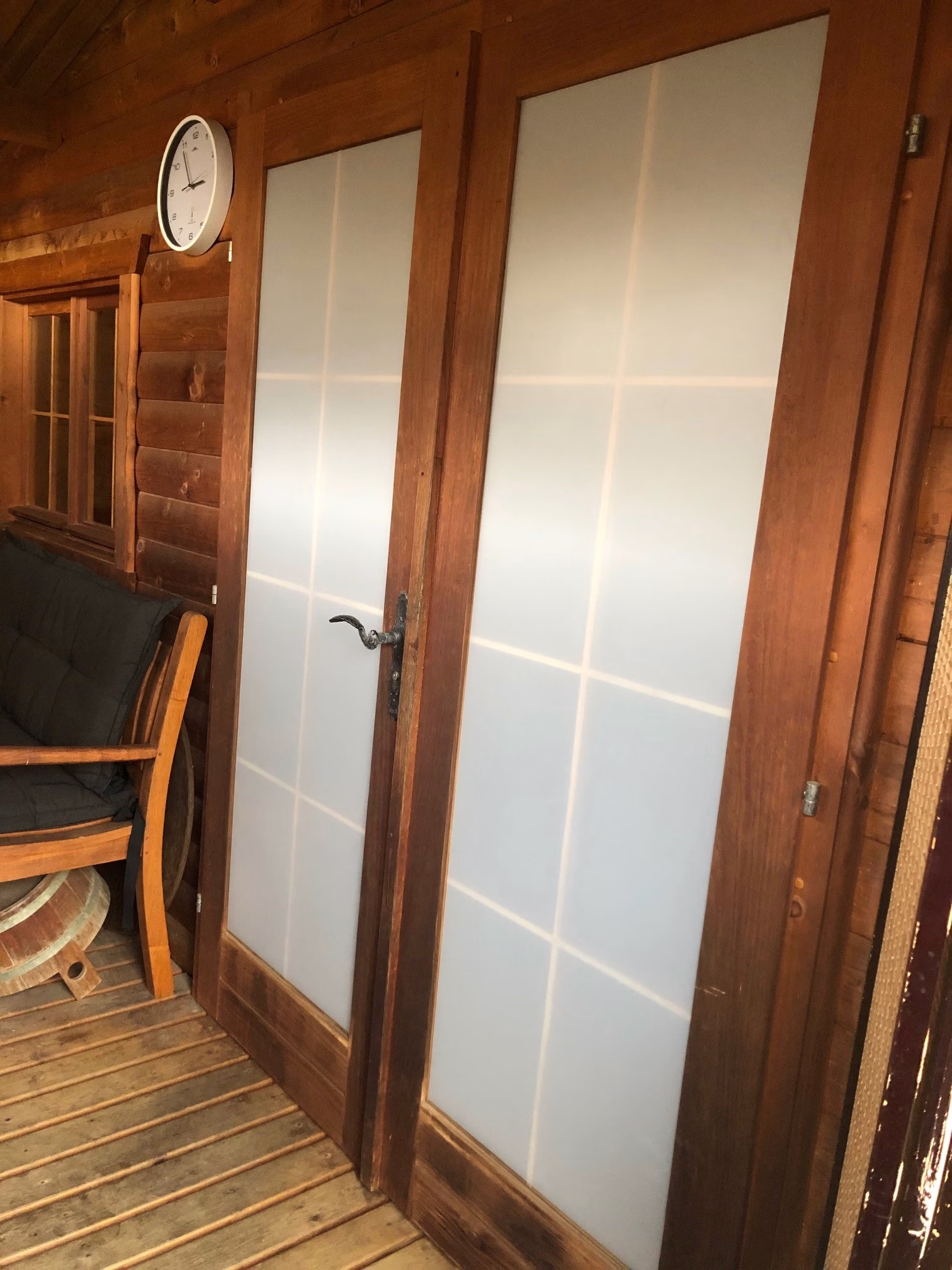 Fensterfolie mit Milchglas Optik