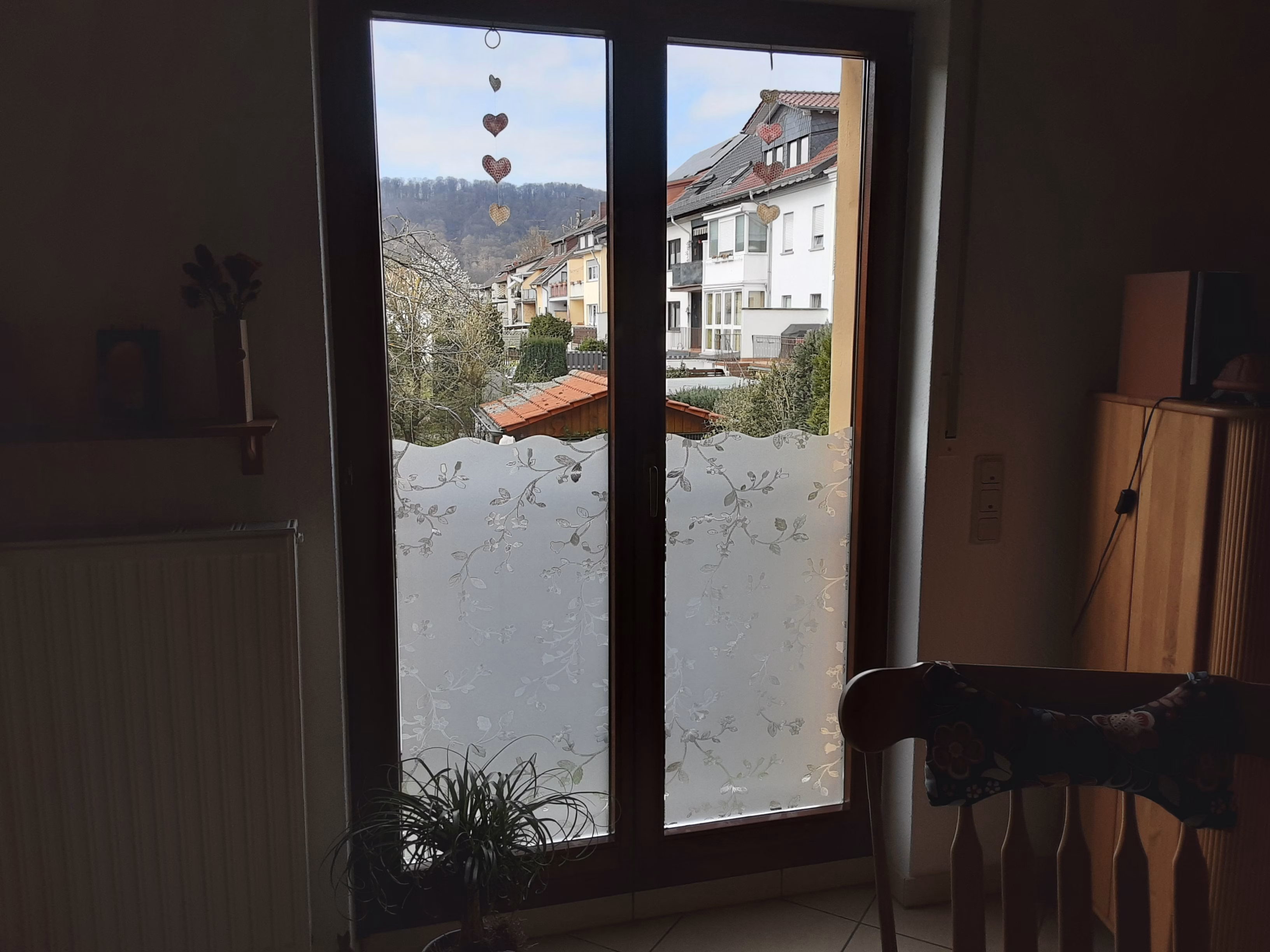 Sichtschutz Fensterfolie mit Blumen als Design