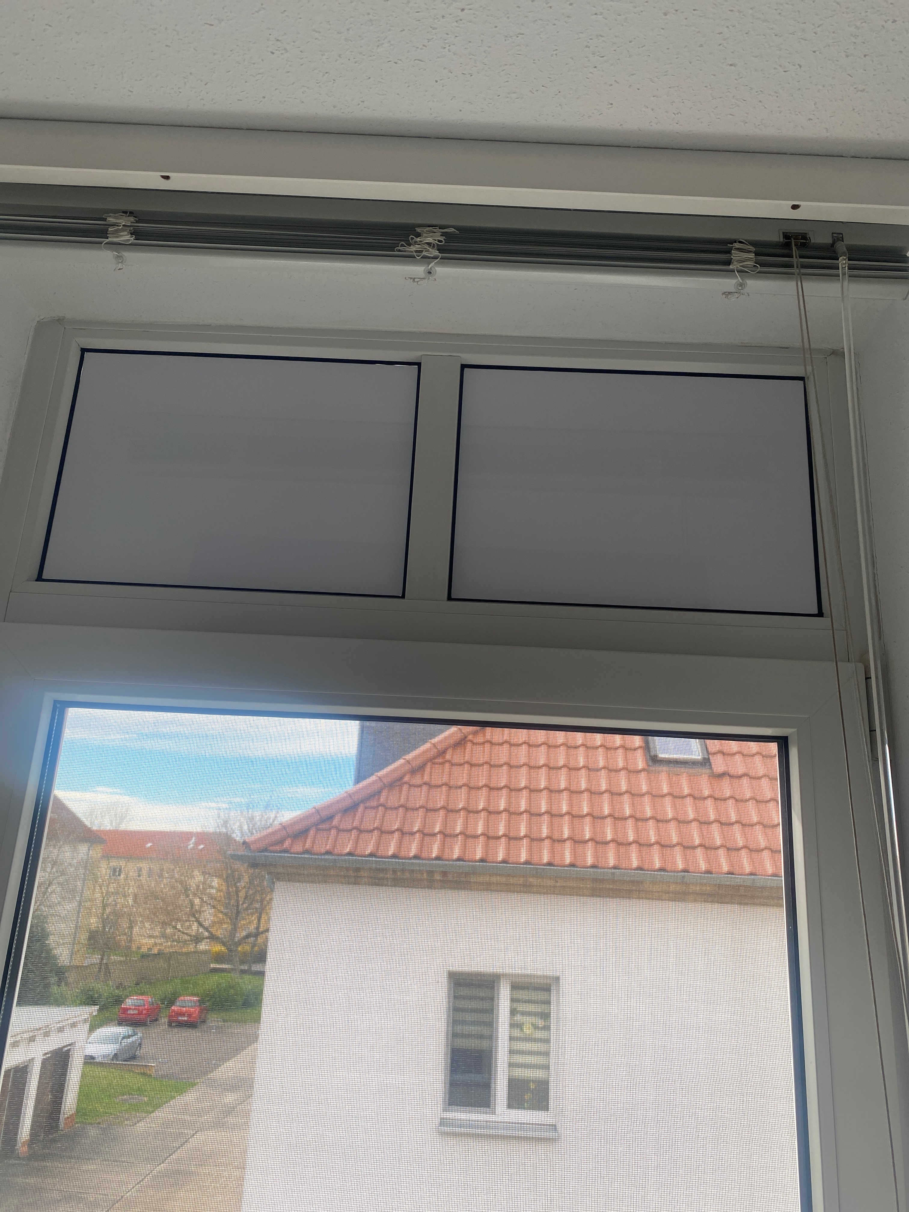 Verdunkelungsfolie, Innenmontage Oberlichter Verdunkelungsfolie, Innenmontage Oberlichter