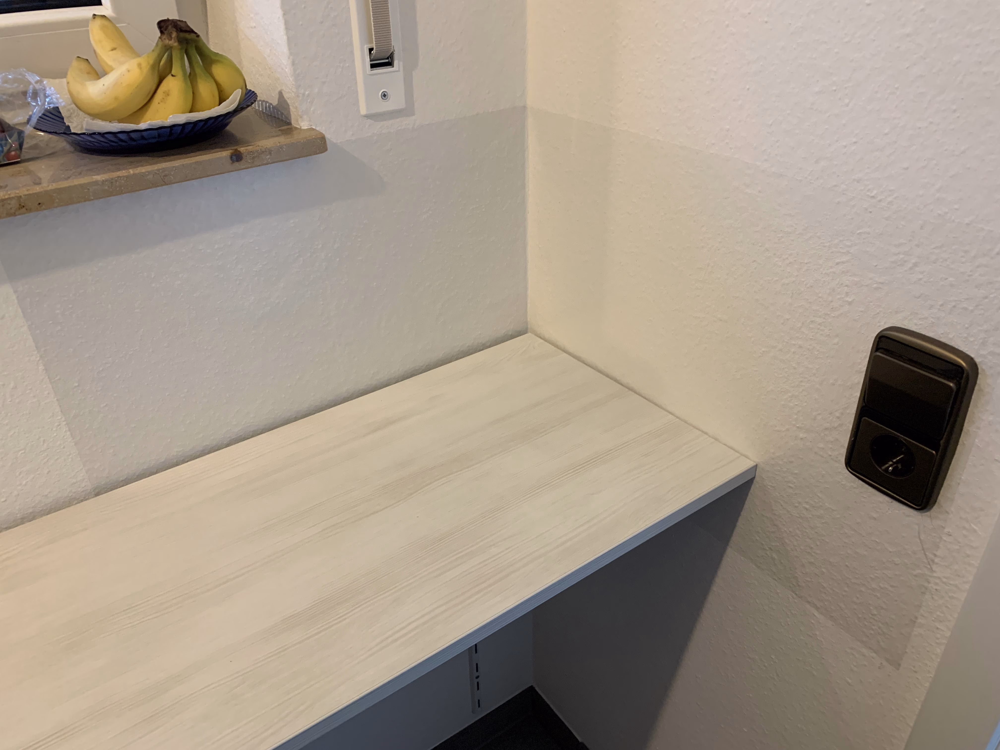 Wandschutzfolie für raue Flächen, transparent matt