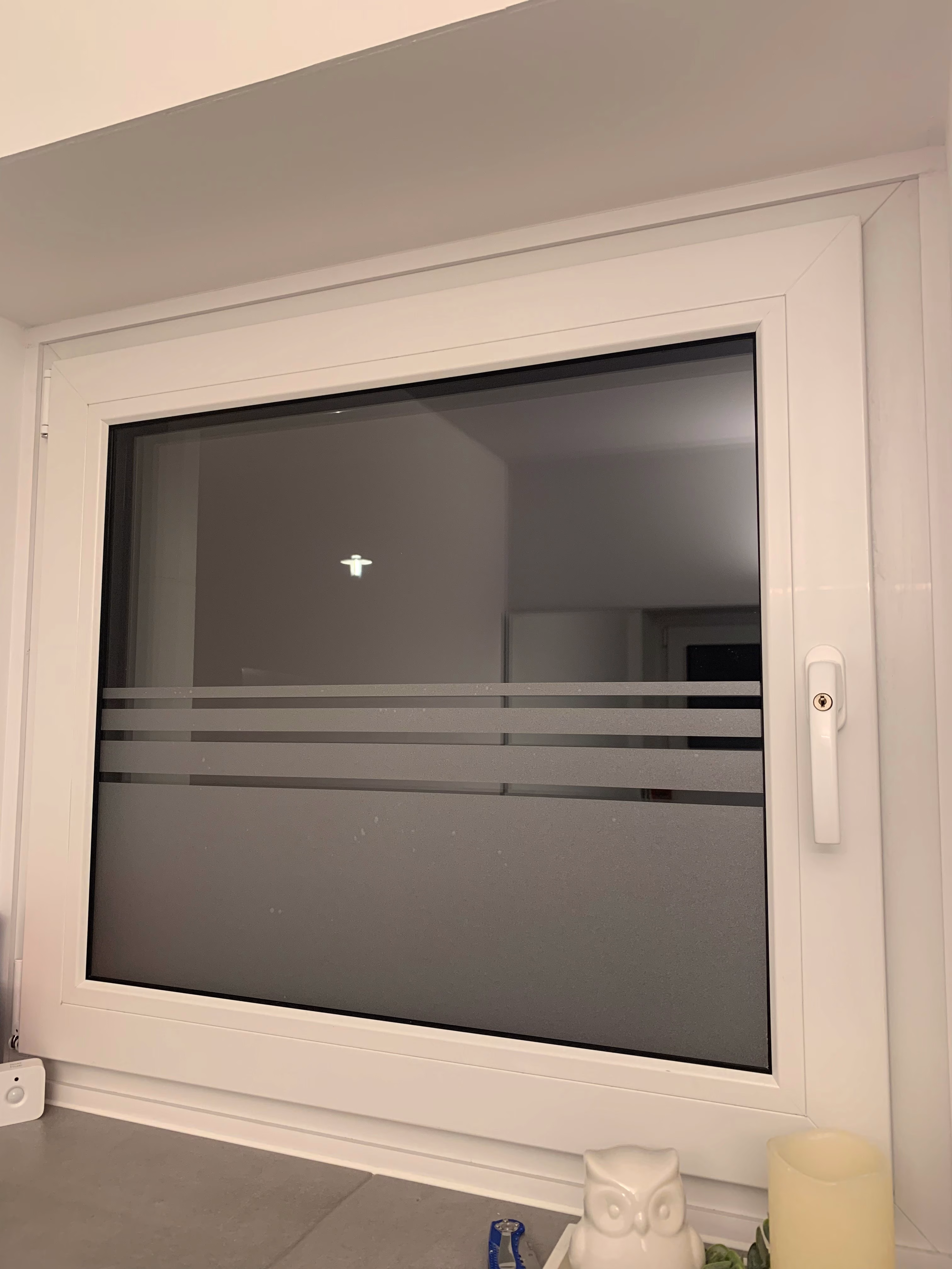 Sichtschutzfolie mit individuellen Streifen