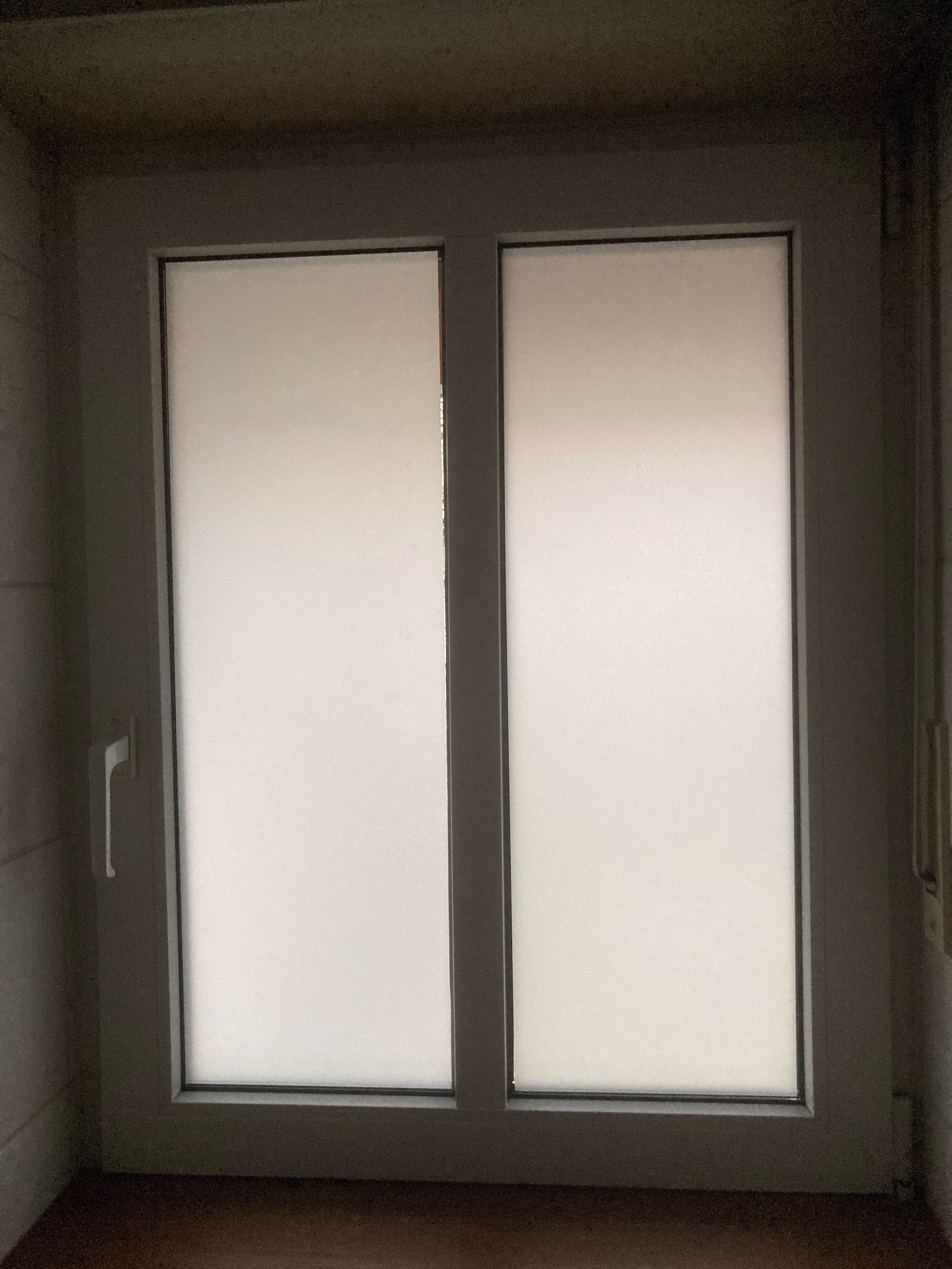 1702478807 1702478807