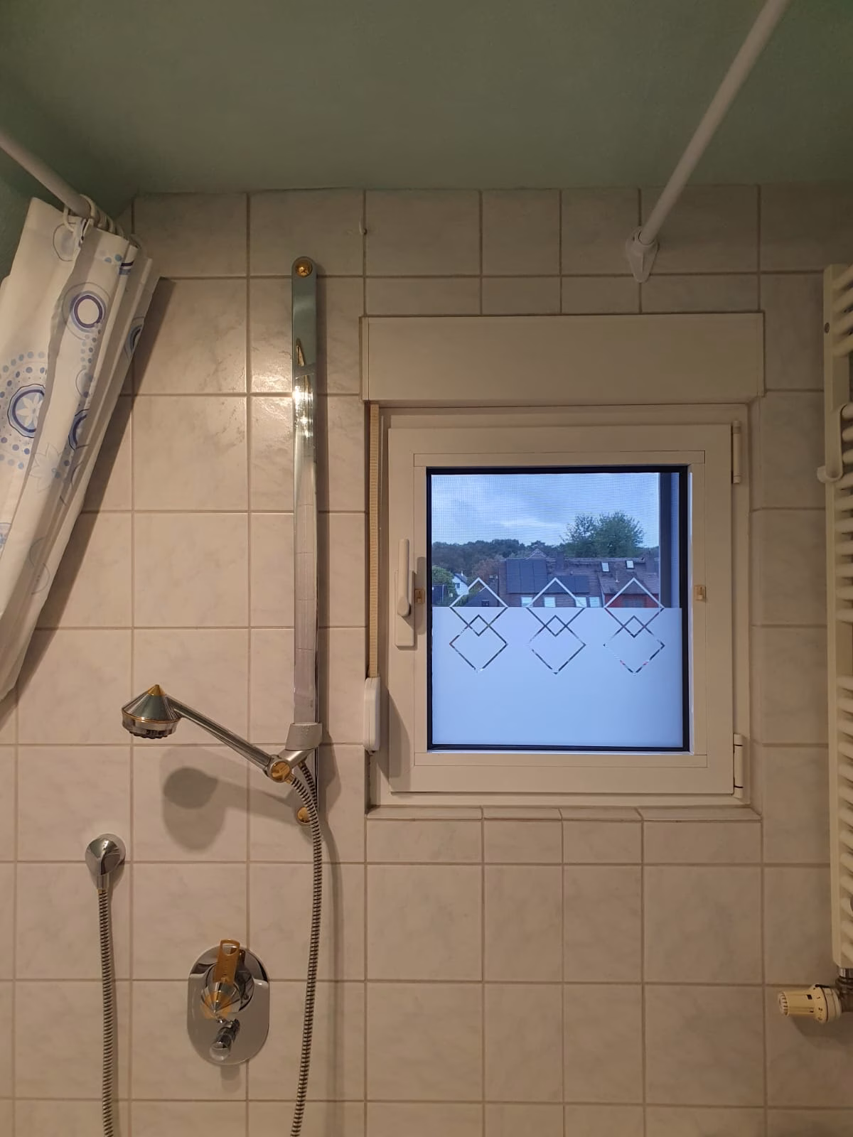 1728319324 1728319324