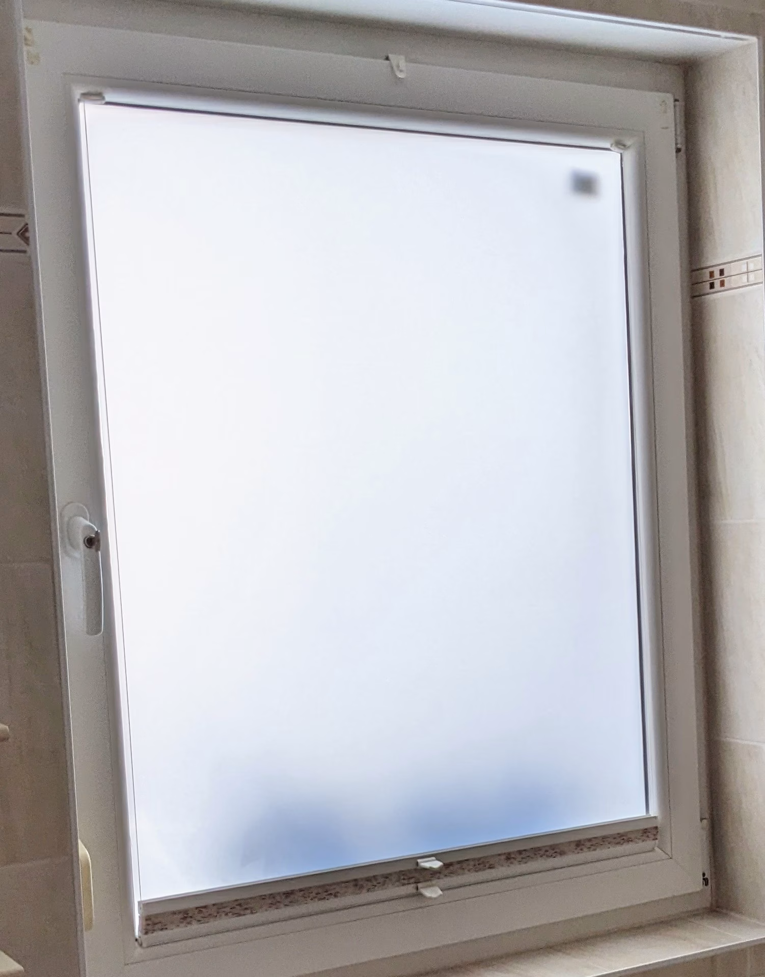 Weiß matte Fensterfolie blickdicht