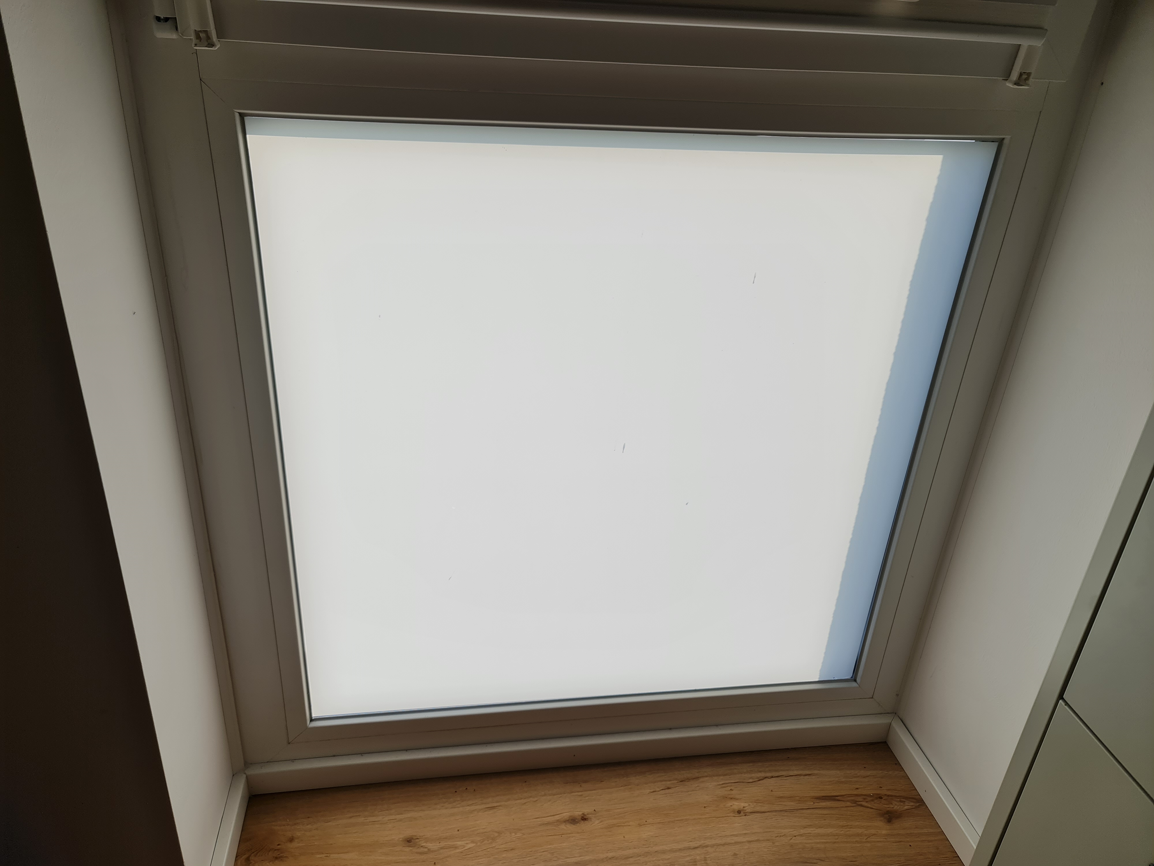 blickdichte Fensterfolie weiß matt