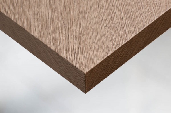 linear strukturierte Eiche