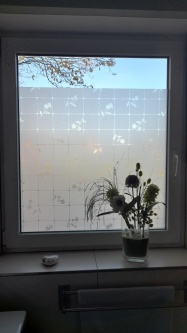 Adhäsionsfolie, Bleiglasoptik mit dezentem Blumenmuster 