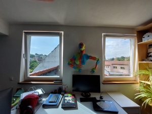 Spiegelfolie innen oder außen Sonnenschutzfolie Fensterfolie UV-Schutz  Selbsthaftend Grau reflektierende Fensterfolie Hitzeschutz, Sichtschutz  (Size : 60x1000cm (23.6inx32.8ft)) : : Küche, Haushalt & Wohnen
