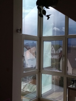 Isolierfolie silber verspiegelt mit Wärmeschutz im Sommer