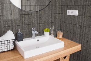 Fliesenfolie, Meranti Holz graphitfarben
