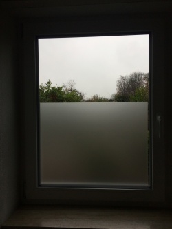 Statische Fensterfolie mit Ätzglasdesign
