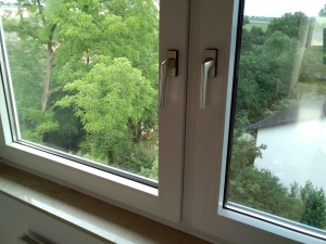 Hitzeschutzfolien - leicht spiegelnd (silber) - Rund ums Fenster