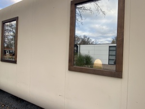 einseitiger Sichtschutz am Fenster mit verspiegelter Folie