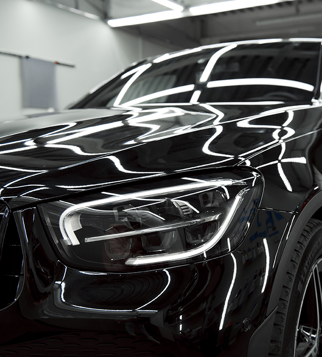 Car wrapping Autofolie schwarz glänzend 2 Rollen à 300cm x 50cm in  Nordrhein-Westfalen - Wesel, Tuning & Styling Anzeigen