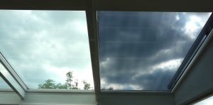 Sonnenschutzfolie, selbsthaftend, silber dunkel verspiegelt