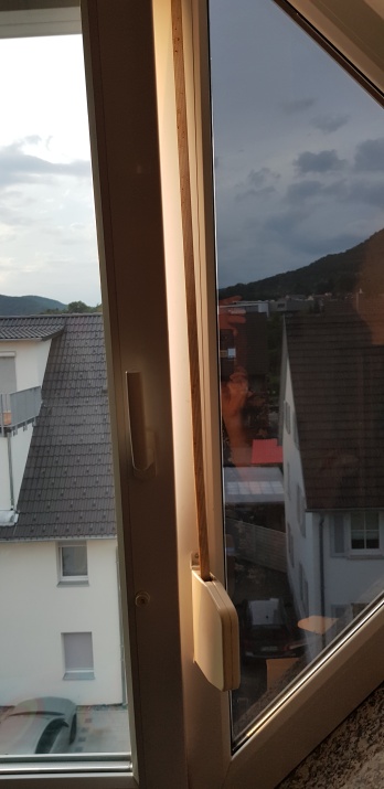 Seitenansicht mit und ohne Folie