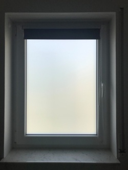 Milchglasfolie für Fenster ▷ Gratis Zuschnitt nach Maß