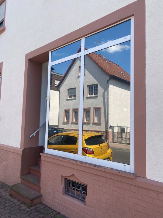 Graue Einweg-Spiegel-Fensterfolie für tagsüber Privatsphäre, 85%  reflektierende Verdunkelungsvorhänge/Rollos für Innenbalkon, Büro,  Fenstertür und