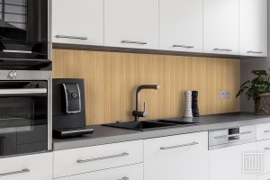 Kiefer, Klebefolie in Holzoptik