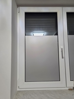 Sichtschutz- und Sonnenschutzfolie, silber matt verspiegelt