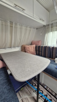 Zement, hellgrau, Klebefolie in Steinoptik