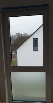 Fensterfolie mit Sichtschutz im Ätzglasdeisgn