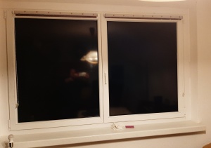 Verdunkelungsfolie 9,80€/m² Fenster schwarz 100% Blickdicht Fensterfolie  Folie