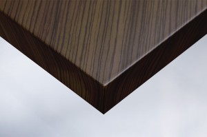 dunkle Wapa, Klebefolie in Holzoptik