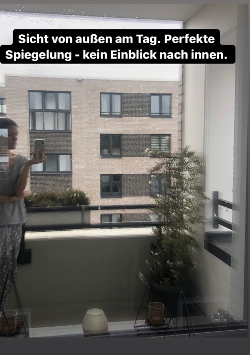 Spionspiegelfolie Außenansicht am Tag